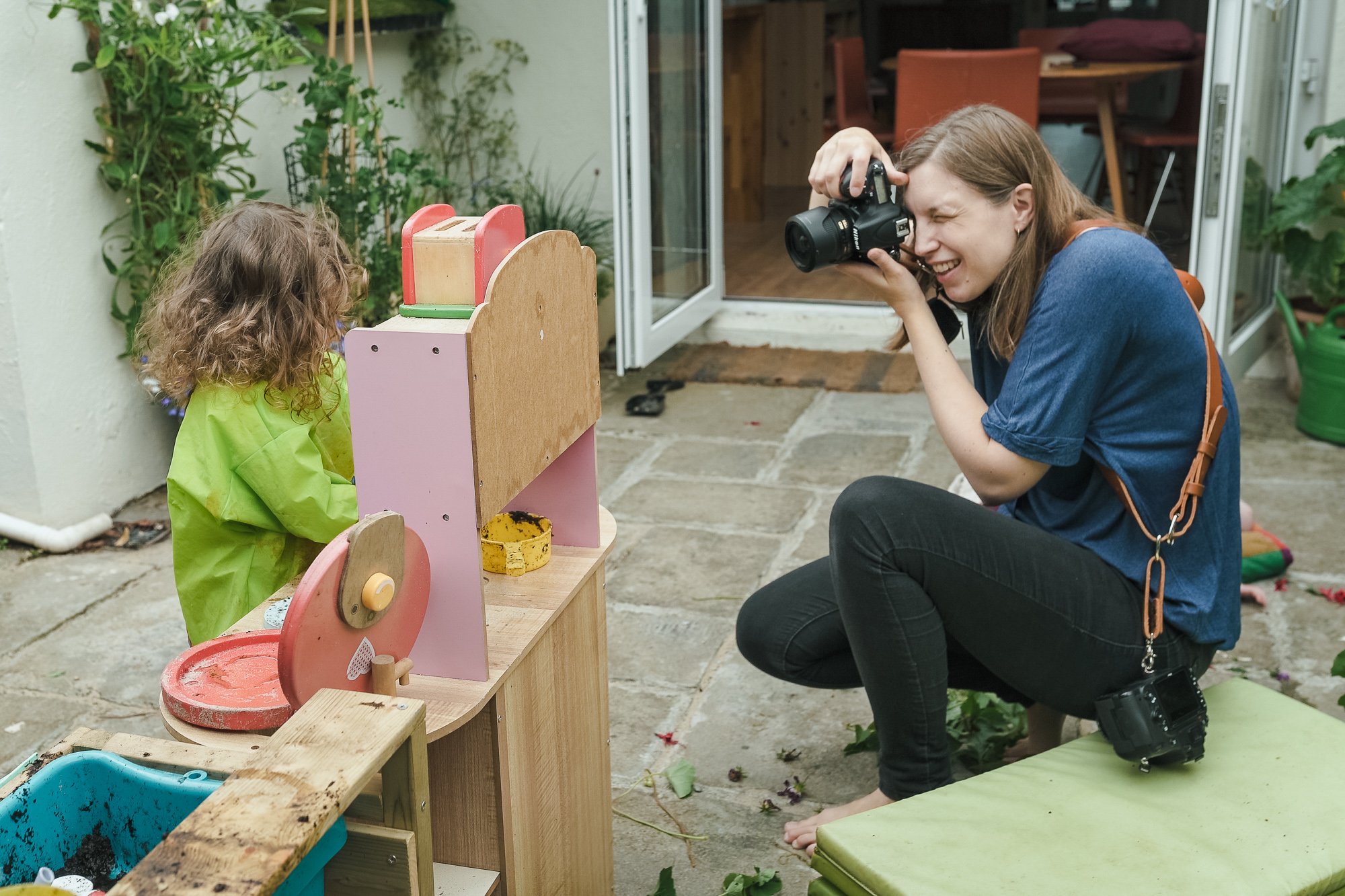 8 Reasons To Opt For Documentary Family Photography